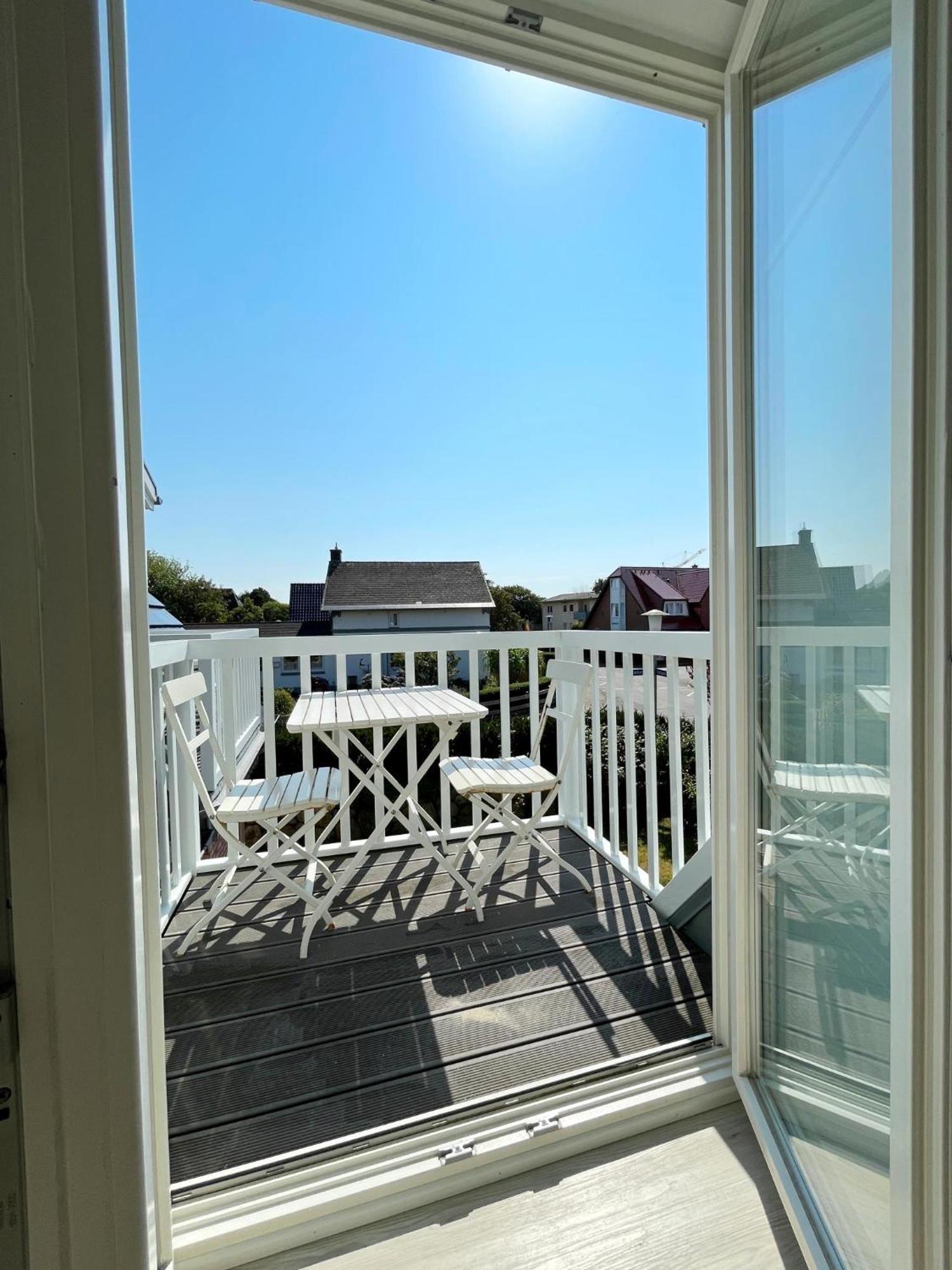 Haus Duenenrose Whg 3 Mit Balkon * Westerland
